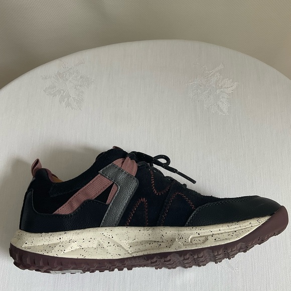 Geox Delray Suede and Mesh Sneaker with Breathable Sole Technology - Picture 9 of 10